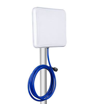 2400-2500MHz/5150-5850MHZ 13/15dBi Μία διεπαφή διπλής συχνότητας κατευθυνόμενη κεραία επίπεδη κεραία 2.4/5.8GHz διπλή συχνότητα κατευθυνόμενη κεραία κεραία πιστοποίησης ασφάλειας άνθρακα